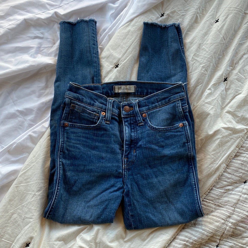 Denim, raw hem, distressed jeans